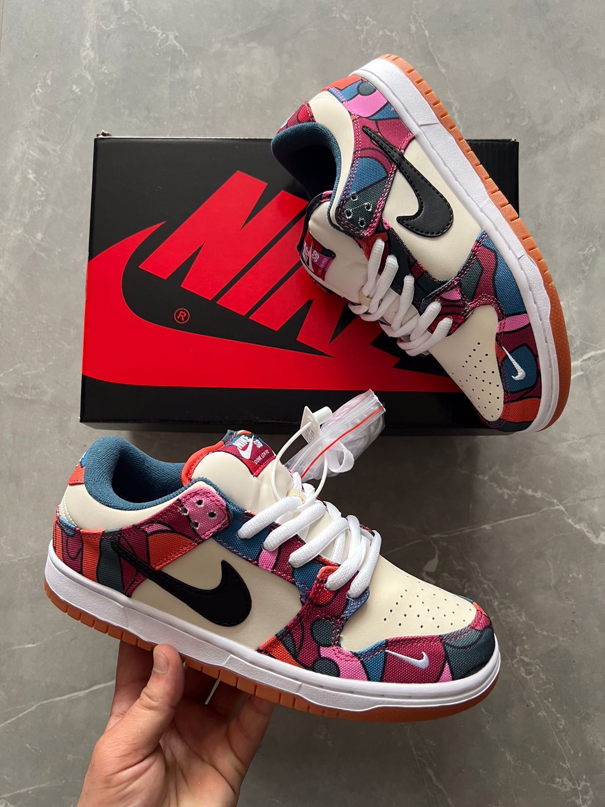 SB DUNK - PARA