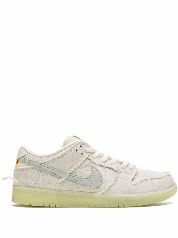 SB DUNK MUMMY